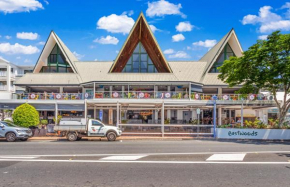 Beach Plaza Accommodation, Airlie Beach